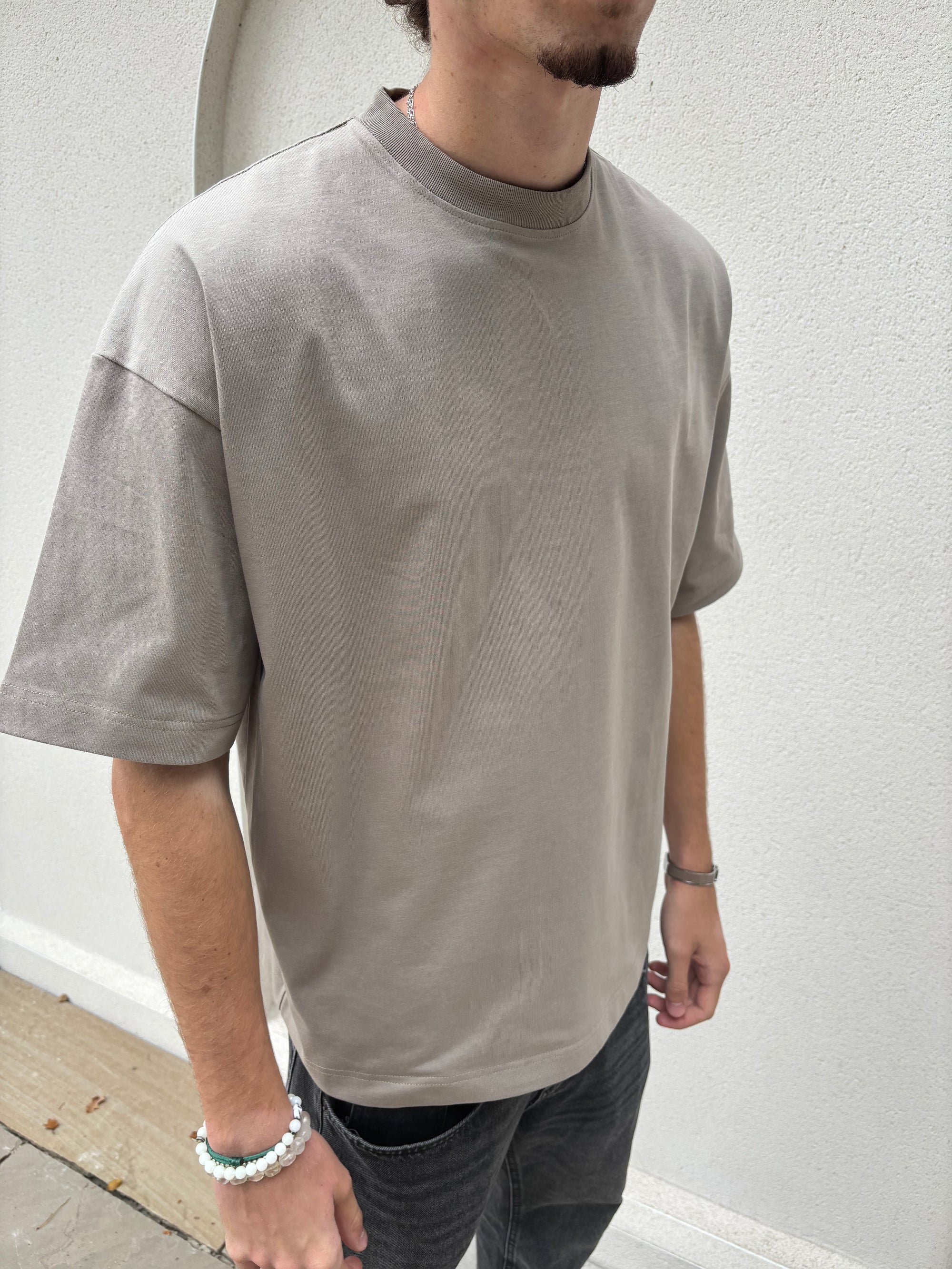 PEARL OVERSIZED TEE - TAUPE
